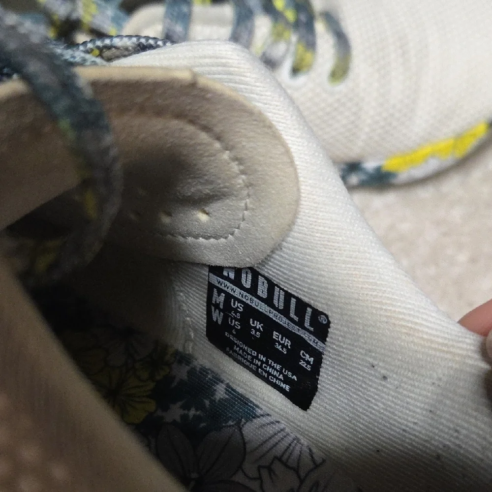 NOBULL Floral Sneakers - Picture 5 of 5